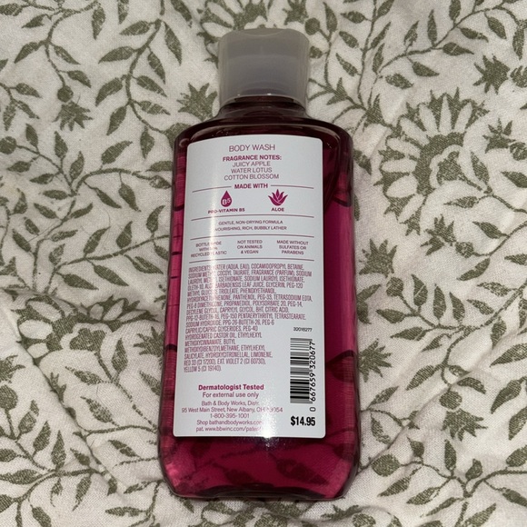 NEW 🌸 🪷 🍏Pink Tie Dye bath and body works body wash - Picture 2 of 2